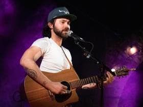 Find the Best Seats to Shakey Graves